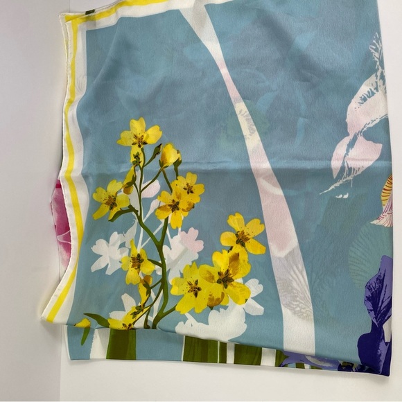 NWT Collection Eighteen 100% Silk Floral Scarf  Blue/Green/Pink/Yellow 3… - Picture 7 of 8
